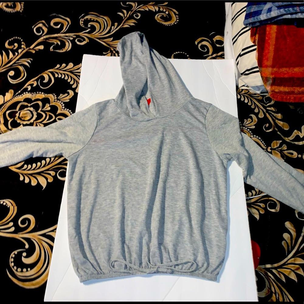 Long sleeve hoodie/shirt
